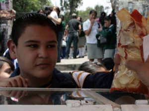 Mexico: Campaña  contra  la comida  chatarra